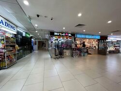 Lucky Plaza (D9), Shop House #628799331